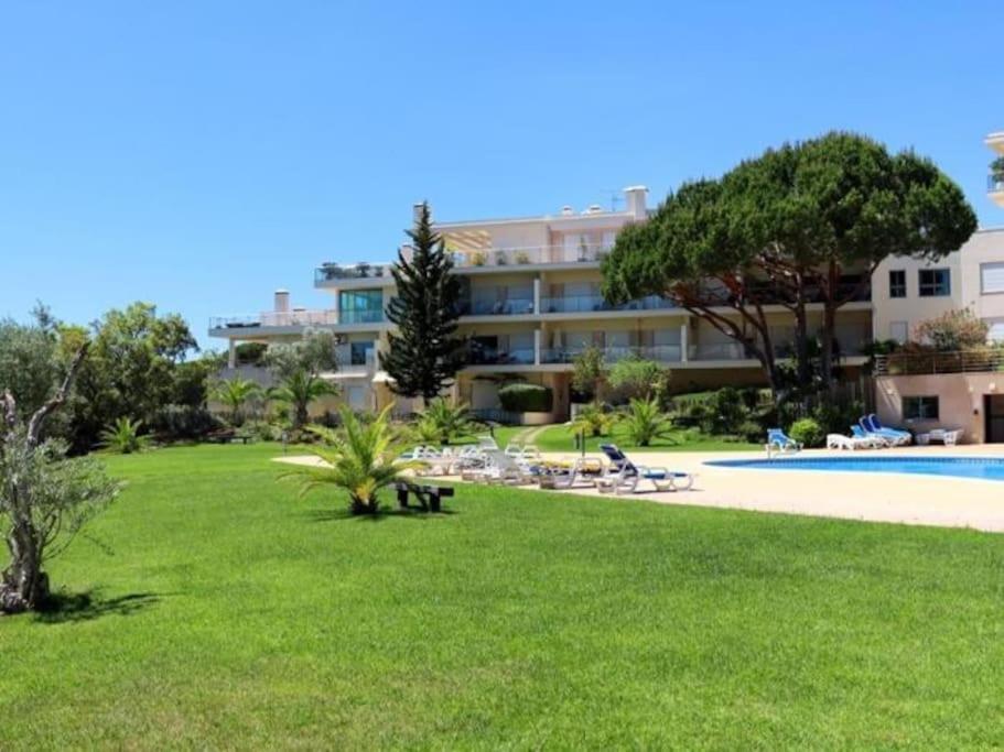 Happiness Apartment - Tennis Court & Pool & Albufeira Luaran gambar